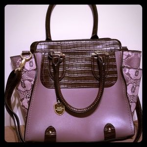 Beautiful Purse for that someone special